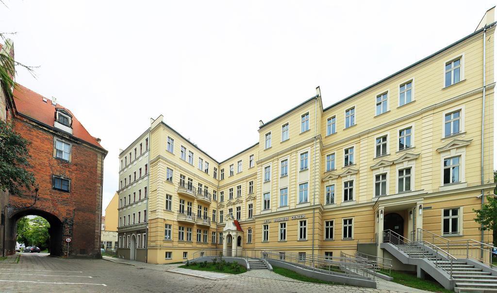 Hotel Przy Baszcie Legnica Exterior photo