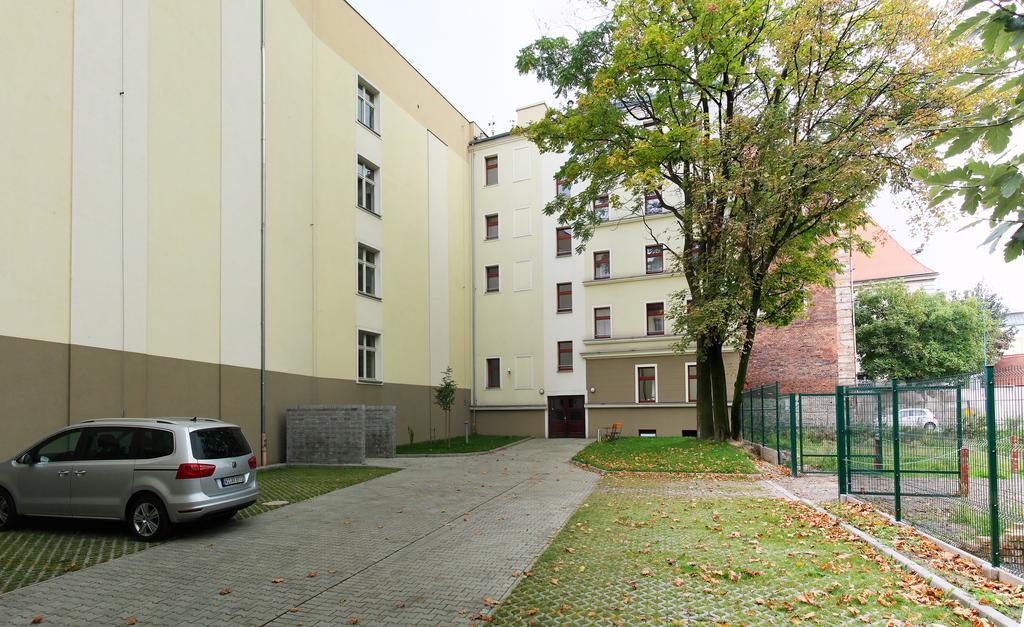 Hotel Przy Baszcie Legnica Exterior photo