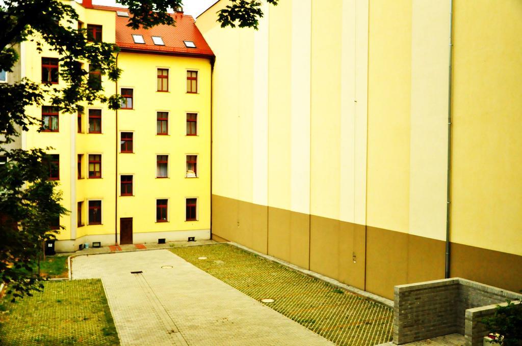 Hotel Przy Baszcie Legnica Exterior photo